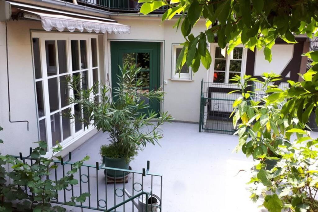 Eine Gemuetliche Ferienwohnung Mit Garten Bad Karlshafen Buitenkant foto