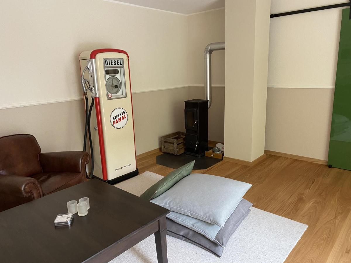 Eine Gemuetliche Ferienwohnung Mit Garten Bad Karlshafen Buitenkant foto