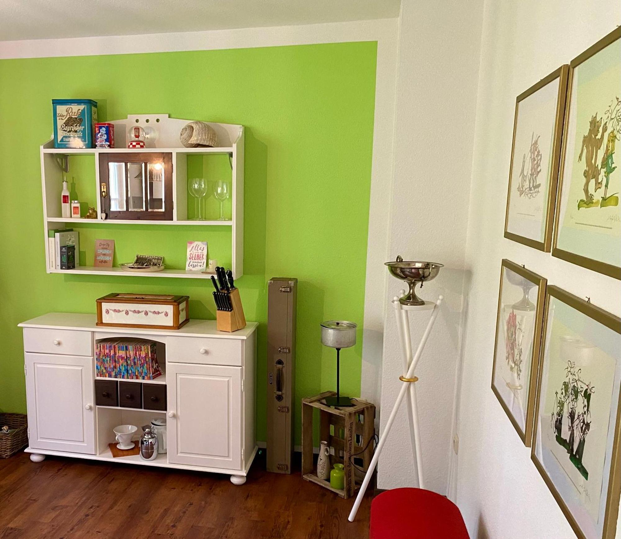 Eine Gemuetliche Ferienwohnung Mit Garten Bad Karlshafen Buitenkant foto